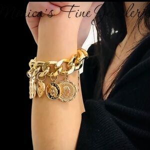 Chunky charm 18k gold pendant pennant chain bracelet portrait carv coin titanium